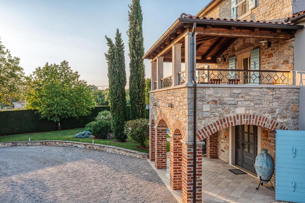 Villa Paolina With Hot Tub Visnjan Exterior photo