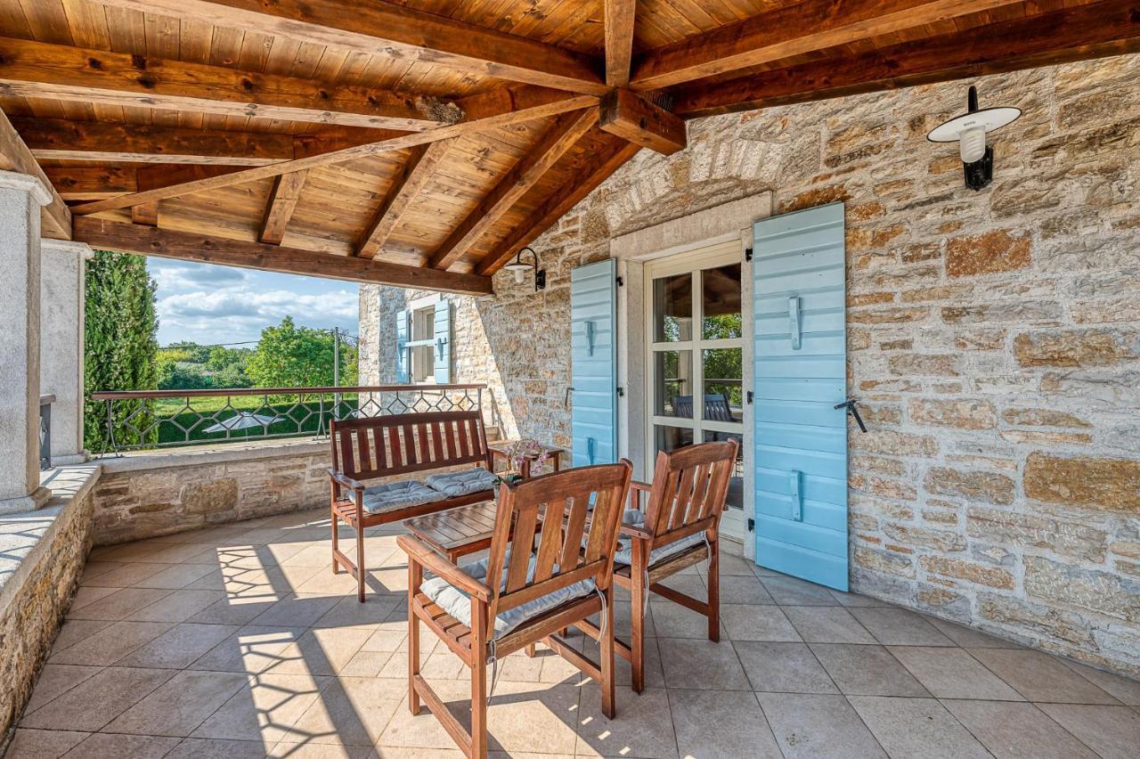 Villa Paolina With Hot Tub Visnjan Exterior photo