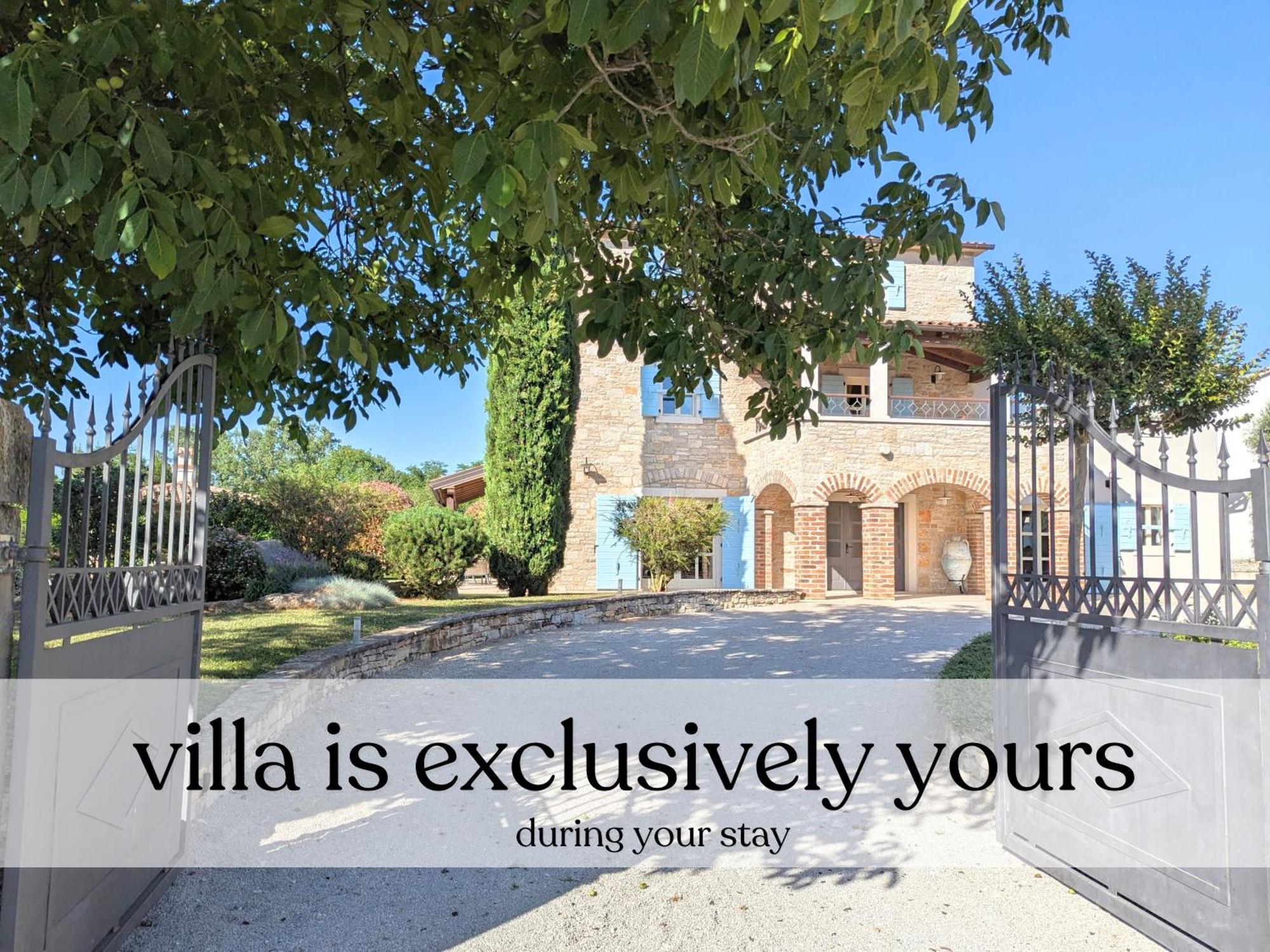 Villa Paolina With Hot Tub Visnjan Exterior photo
